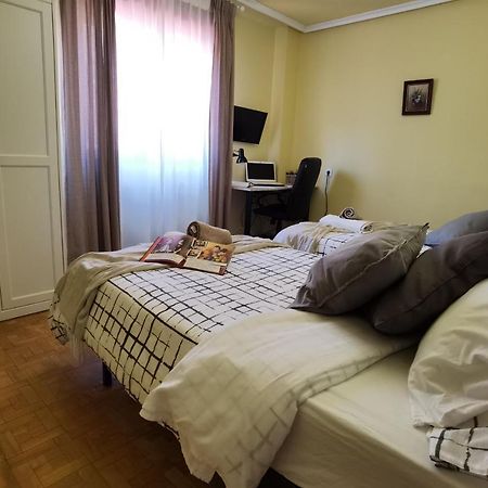 Piso Amplio Y Luminoso, La Pomar Apartment ลังเกรโอ ภายนอก รูปภาพ