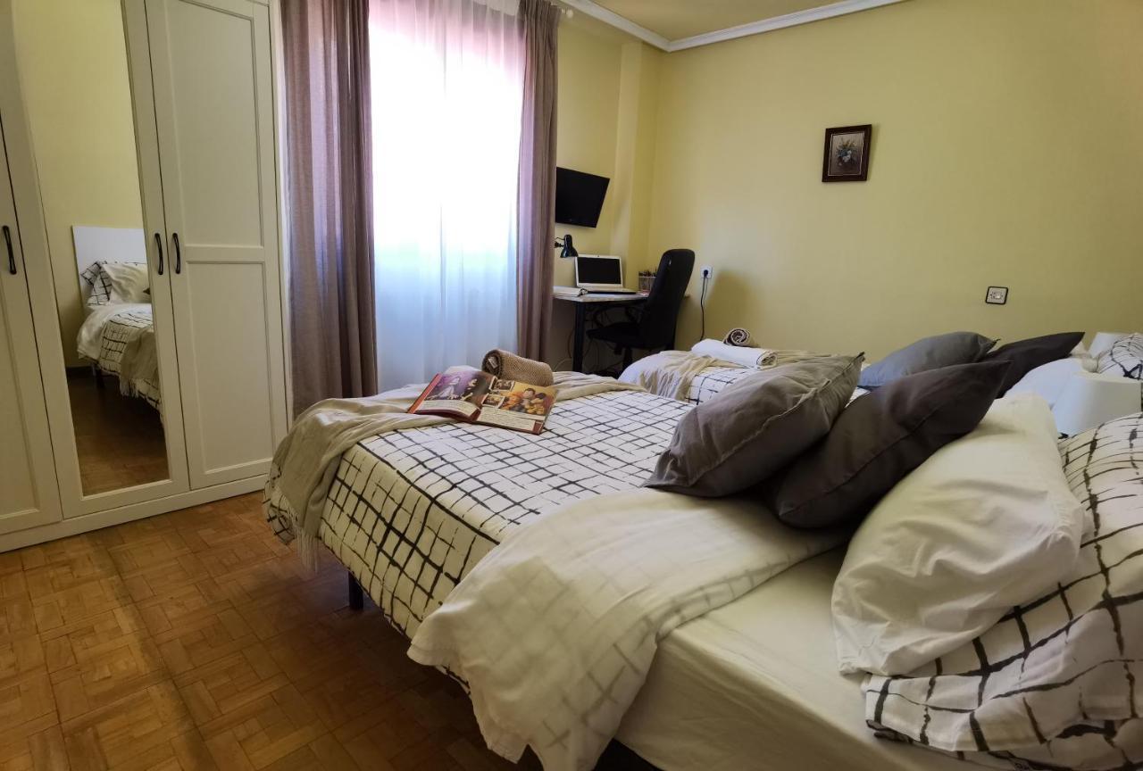 Piso Amplio Y Luminoso, La Pomar Apartment ลังเกรโอ ภายนอก รูปภาพ